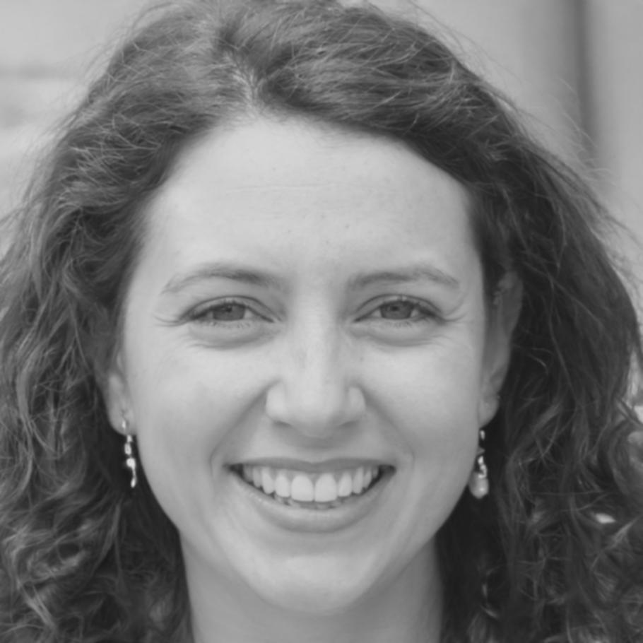 Dra. Esperanza Villagrán - Directora de Metodología