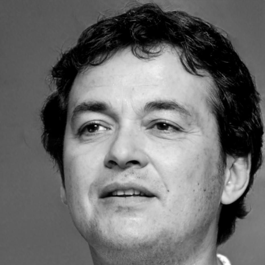 Prof. Casimiro Berganza - Coordinador de Proyectos